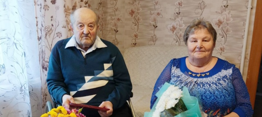 Полвека вместе: золотую свадьбу отмечают супруги Васендины из Верховажья