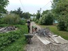 Пенсионерке помогли убрать старую теплицу в Фурманове