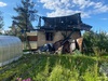 Садовый домик сгорел во время пожара в Кохме
