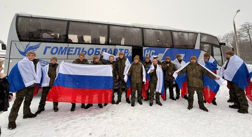 Четверо вологодских бойцов СВО вернулись из украинского плена