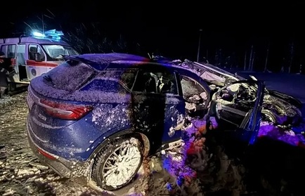 Двое взрослых и несовершеннолетний погибли в аварии под Соколом
