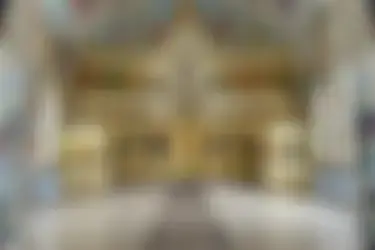"Палехский иконостас" закончил восьмимесячную роспись храма в Курской области