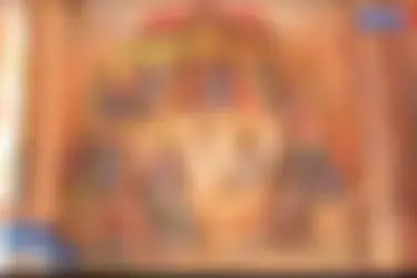 "Палехский иконостас" завершил двухгодичную работу по росписи стен Никольского храма в Березниках