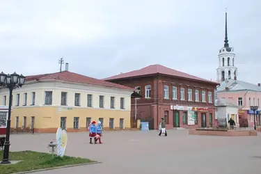 В Шуе начинаются съемки комедии "Обе-две" с Кристиной Асмус и Кириллом Кяро