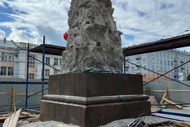 "Внутренности" постамента памятника Ленину в Иванове пришли в негодность