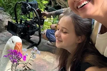 Кристина Асмус пришла в восторг от шуйского шашлыка в придорожной кафешке