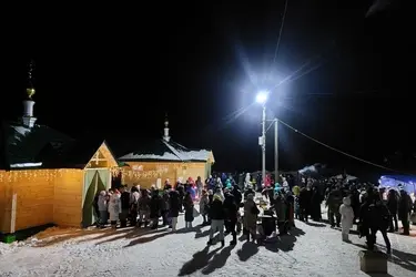 На крещенских купаниях Николо-Шартомский монастырь будет угощать шашлыками и чебуреками