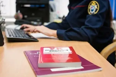 Следком: в центре Иванова в квартире, где находился трехлетний ребенок, с потолка рухнула штукатурка