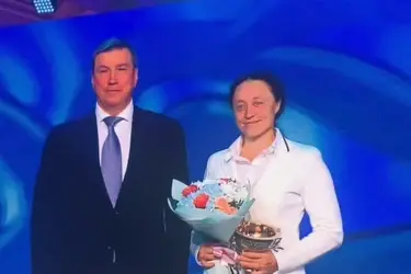 Директор "Шуйских ситцев" Анна Богаделина получила награду Всероссийского женского форума