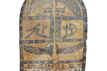 Древняя египетская стела из Ивановского художественного музея отправилась в путешествие