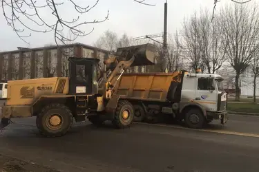 В Иванове ночью 21 единица спецтехники убирала городские улицы