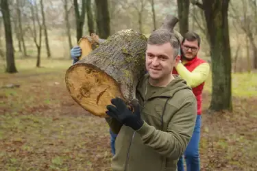 Субботник в парке у мемориала «Красная Талка» в Иванове: как это было