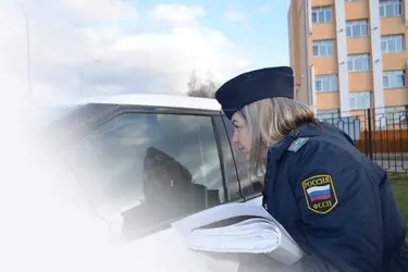Судебный пристав обнаружил авто злостного должника-алиментщика по отсутствию номеров