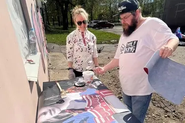 Ивановский коллажист, поэт и московский художник создали "надежду на лучшее будущее" у ЦКиО