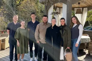 Лидер группы "Руки вверх!" Сергей Жуков крестил сына в Плесе