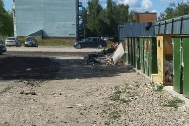 В Кинешме подъездные пути к контейнерным площадкам благоустраивают асфальтовой крошкой