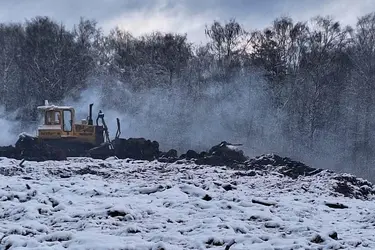 Полигон ТБО "Залесье" около Иванова продолжает тлеть под снегом