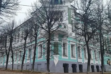 В Музее ивановского ситца рабочие меняют электрику и паркет