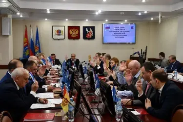 Депутаты Ивгордумы приняли поправки в бюджет – 2024 и правила благоустройства города