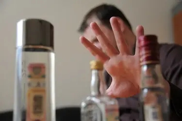 В Кохме двое мужчин убили, а затем задушили веревкой человека