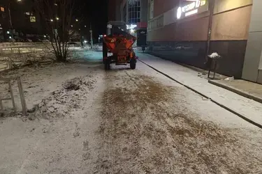 Ивановские дорожники привели в порядок тротуары в Отрадном и Авдотьино