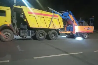 Три пылеуборочных агрегата “Чистодор” убирали ночью дороги в Иванове