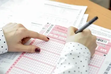 31% ивановцев одобряют законопроект по сокращению предметов на ОГЭ
