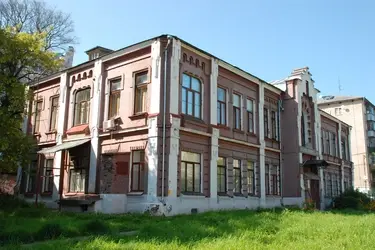 Дом Остроумова в Иванове, где располагается поликлиника № 10, ждет ремонт