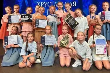 Ивановские танцоры коллектива "Нон-Стоп" собрали россыпь наград на конкурсе "Хрустальная Ника" в Казани