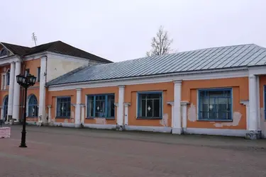 Два исторических здания в центре Шуи будут отремонтированы через суд
