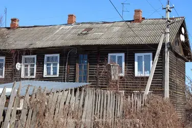 В Южском районе могут признать аварийными 32 дома