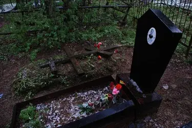 Аллея Славы на кладбище в Ново-Талицах превратилась в болото из-за халатности
