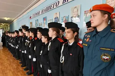 В кинешемской школе №18 открыли Уголок Героя в память о погибшем на СВО выпускнике