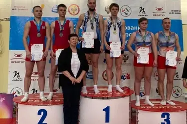 Девять медалей привезли ивановские спортсмены с чемпионата по прыжкам на батуте