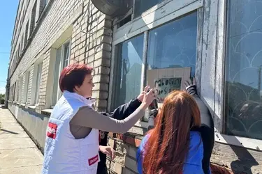 В Кинешме волонтеры закрашивают надписи с наркотической пропагандой