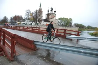 Путеводитель по Ивановской области. Холуй