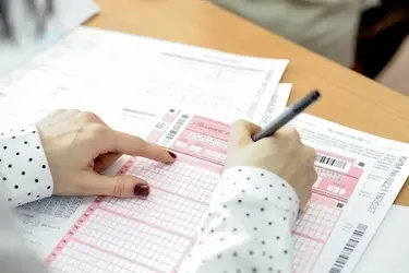 В Ивановской области 8 школьников написали ЕГЭ по русскому языку на 100 баллов