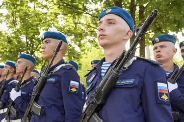 В День ВДВ ивановцы сплетут маскировочные сети и пообедают солдатской кашей