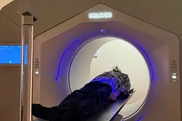 Ивановские онкологи удалили пациенту опухоль мозга без операции и разрезов