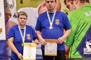 Глухие ивановские атлеты взяли золото и бронзу в армрестлинге на Чемпионате России