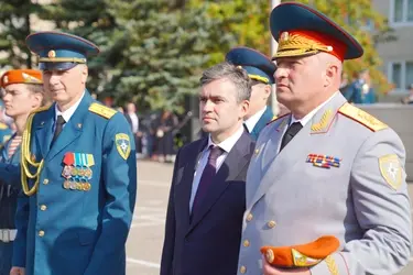 Присягу ивановских студентов-спасателей принял министр МЧС России