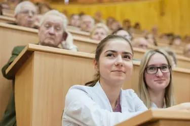 Студенты-медики в Ивановской области будут получать дополнительные выплаты