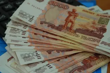 Стало известно, кто в Иванове зарабатывает более 100 000 рублей