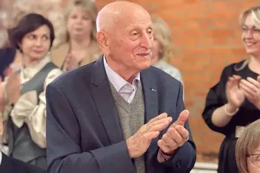 В Ивановской области наградили лучших педагогов к Дню учителя
