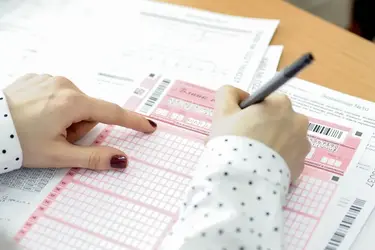 Почти 80% ивановцев поддерживают идею пересдачи ЕГЭ по всем предметам