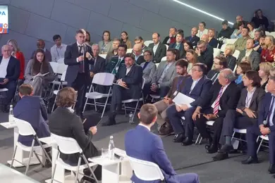 На форуме "Мануфактура 4.0" в Иванове обсудили стратегию развития легпрома России