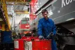В депо проходят практику студенты железнодорожного колледжа