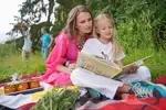 Любовь Елизаветы Груздевой - это чтение и спортивно-бальные танцы.
