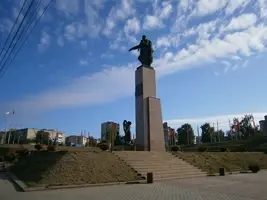 У мемориала Героям фронта и тыла появится стела «Город трудовой доблести» и спуск на ул. Набережную
