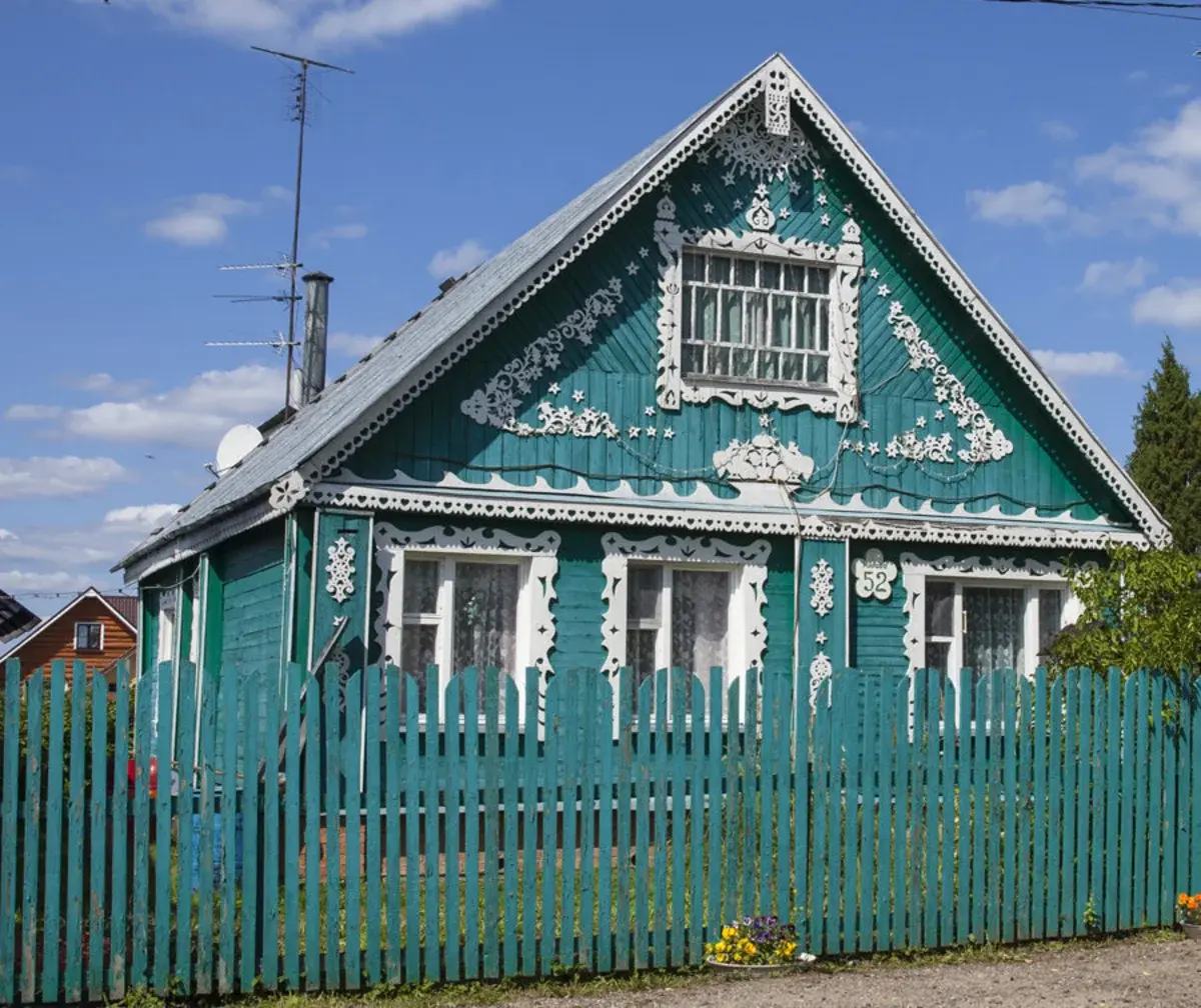 Старые Деревенские дома в Гжели